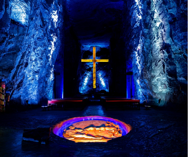 viajarporelmacizocolombiano-viajarporelhuila-catedraldesalzipaquira