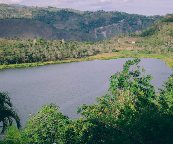 viajarporelmacizocolombiano-viajarporelhuila-lagunaguatipan